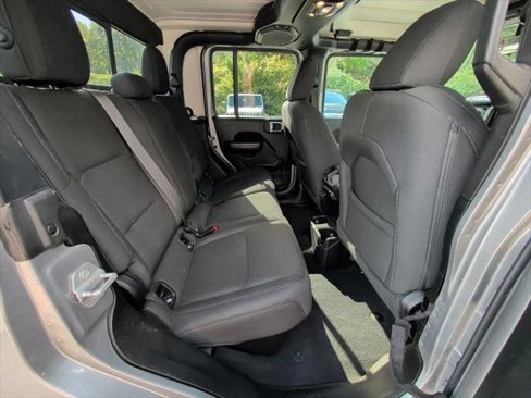 Certified 2020 Jeep Gladiator Sport w/ Quick Order Package 24S image 14