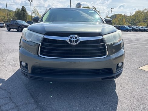 Used 2015 Toyota Highlander XLE image 9