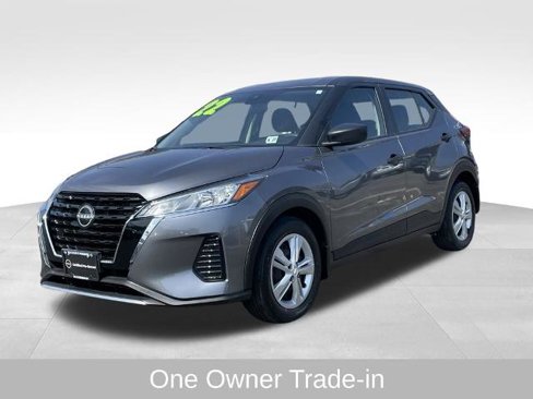 Certified 2022 Nissan Kicks S image 2