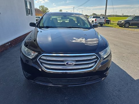 Used 2013 Ford Taurus SEL image 10