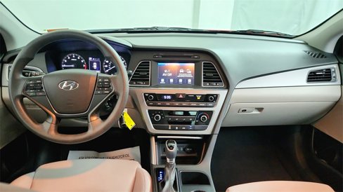 Used 2017 Hyundai Sonata SE w/ Cargo Package image 17