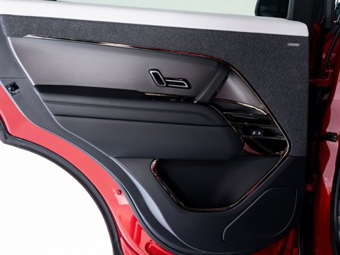 Used 2025 Land Rover Range Rover Sport Dynamic SE image 22