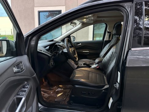 Used 2016 Ford Escape SE w/ SE Chrome Package image 14