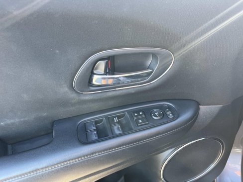 Used 2016 Honda HR-V EX image 14