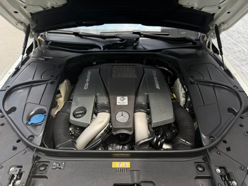 Used 2015 Mercedes-Benz S 63 AMG 4MATIC Sedan image 45