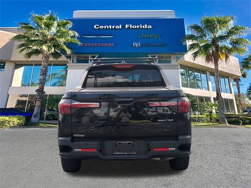Used 2023 Hyundai Santa Cruz SEL Premium image 6