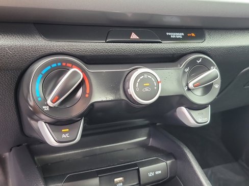 Used 2022 Kia Rio S image 22