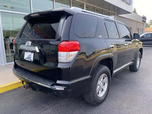 Used 2013 Toyota 4Runner SR5 image 5