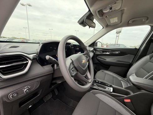 New 2026 Chevrolet TrailBlazer LS image 17