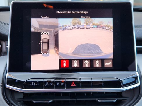 Used 2023 Jeep Compass Limited w/ Elite Group image 14