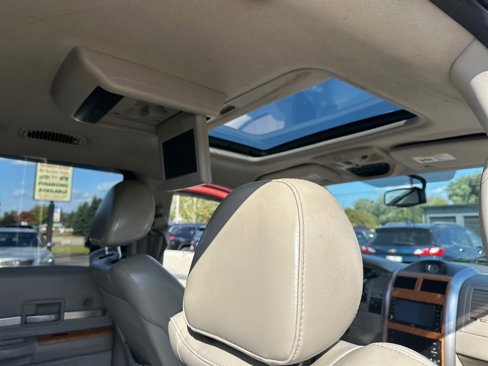 Used 2008 Chrysler Aspen Limited image 22