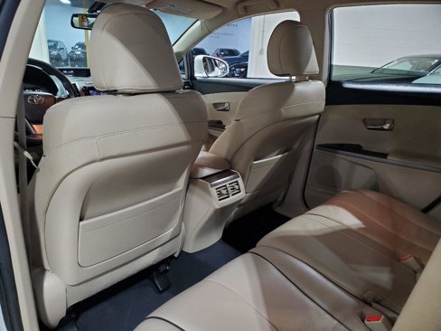 Used 2013 Toyota Venza XLE image 22
