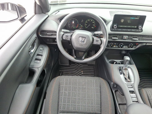 Used 2024 Honda HR-V Sport image 13
