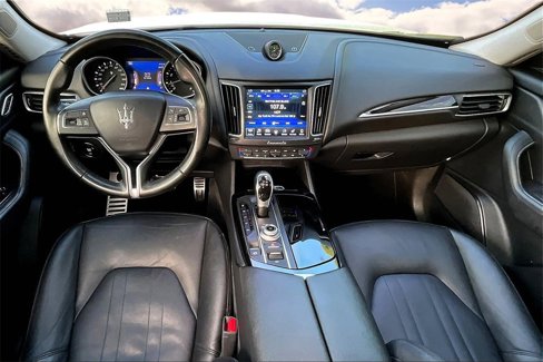 Used 2018 Maserati Levante image 7
