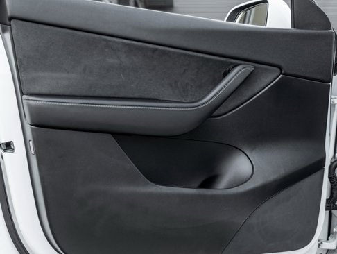 Used 2021 Tesla Model Y Long Range image 16