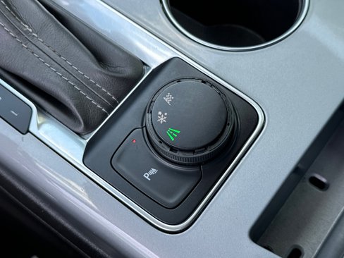 Used 2020 Chevrolet Blazer LT image 33