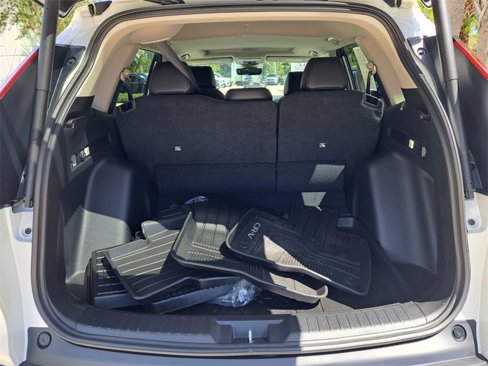 Used 2025 Honda CR-V EX-L image 12