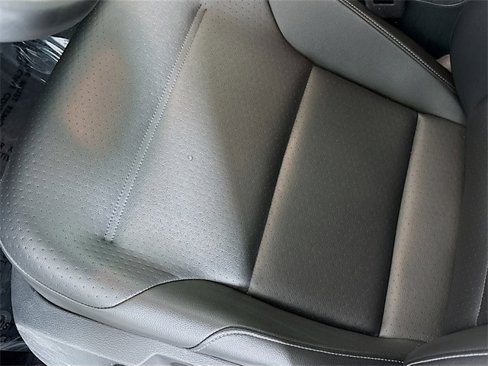 Used 2021 Volkswagen Golf 4-Door image 17