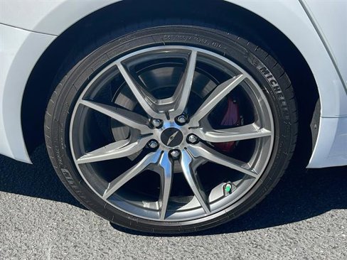Used 2025 Genesis G70 2.5T image 30