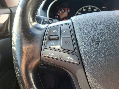 Used 2015 Kia Cadenza Premium w/ Technology Package image 22