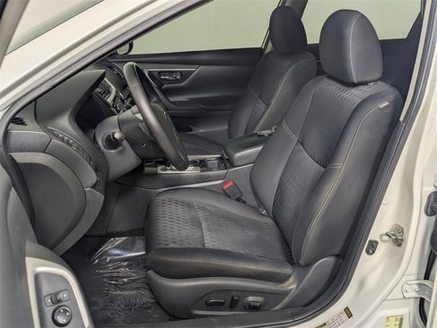 Used 2018 Nissan Altima 2.5 SV w/ 2.5 SV Technology Package image 12