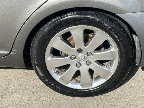 Used 2007 Toyota Avalon XLS image 8