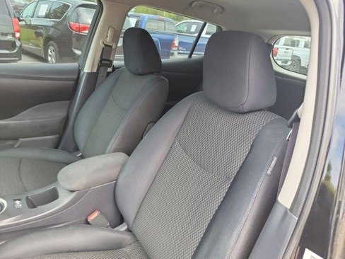 Used 2013 Nissan Leaf S w/ Charger Pkg image 18