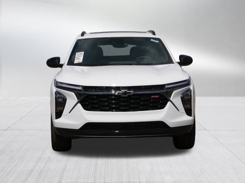 New 2025 Chevrolet Trax RS w/ Sunroof Package image 8