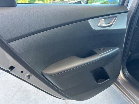Used 2023 Kia Forte LXS image 24