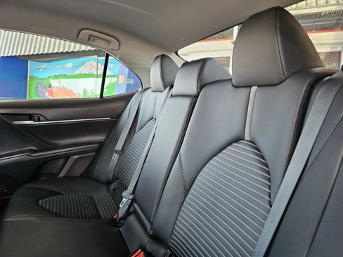 Used 2024 Toyota Camry SE w/ Cold Weather Package image 19