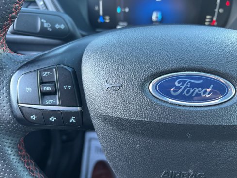 Used 2023 Ford Escape ST-Line Select image 21