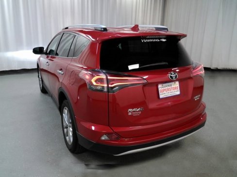 Used 2016 Toyota RAV4 Limited image 6