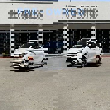Used 2024 Kia Forte LXS image 2