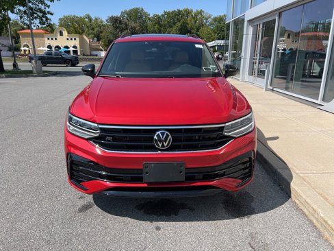 Used 2024 Volkswagen Tiguan SE R-Line image 52