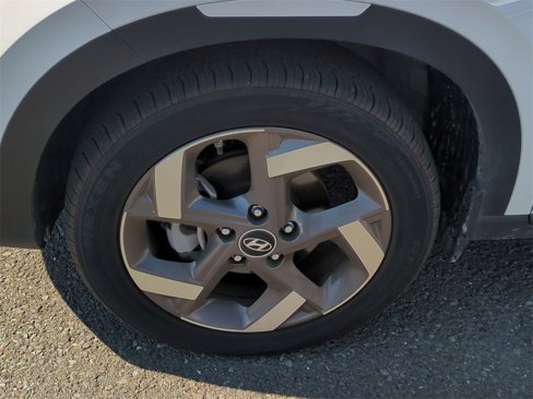 Certified 2024 Hyundai Venue Limited image 9