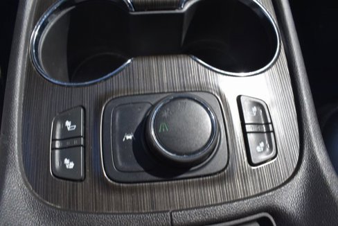 Certified 2023 GMC Acadia SLT image 16
