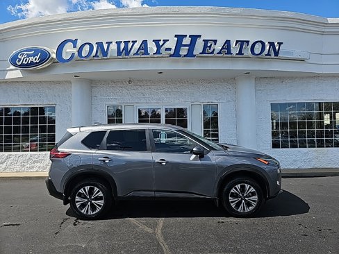 Used 2023 Nissan Rogue SV image 1
