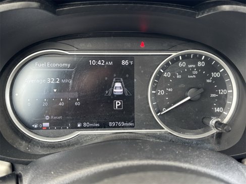 Used 2020 Nissan Versa SV image 24