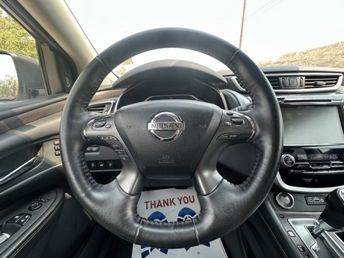 Used 2019 Nissan Murano Platinum image 9