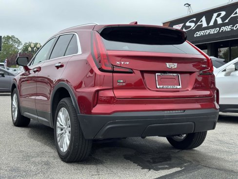 Certified 2024 Cadillac XT4 Luxury w/ Cold Weather Package image 8