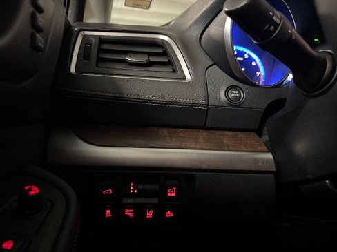 Used 2018 Subaru Outback 2.5i Limited image 22