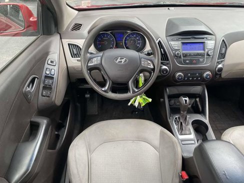 Used 2014 Hyundai Tucson GLS image 13