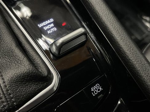 Certified 2024 Jeep Compass Limited image 22