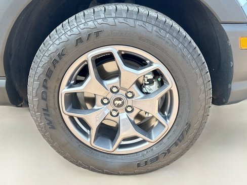 Used 2024 Ford Bronco Sport Badlands image 30