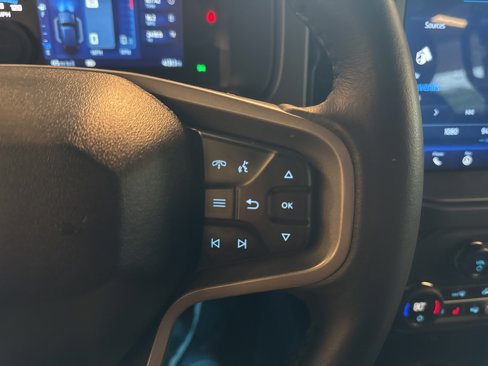 Used 2024 Ford Bronco Badlands image 31