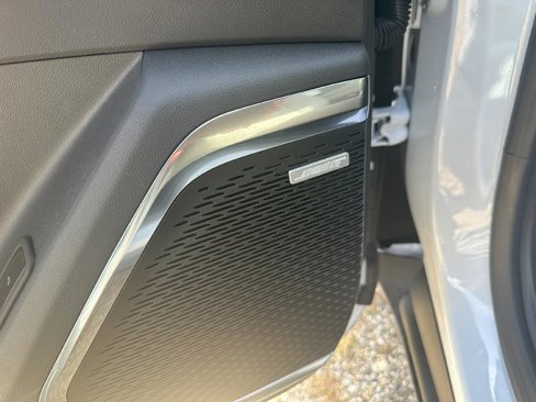 New 2026 GMC Acadia Elevation image 19