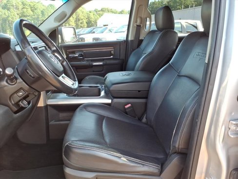 Used 2017 RAM 1500 Laramie w/ Convenience Group image 12
