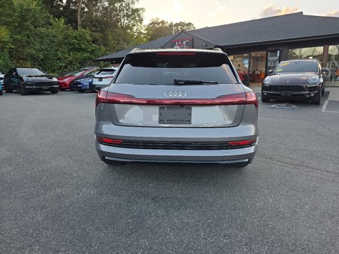 Used 2021 Audi e-tron Premium w/ Convenience Plus Package image 26