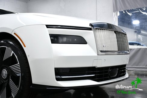 Used 2024 Rolls-Royce Spectre w/ Spectre Launch Package image 21