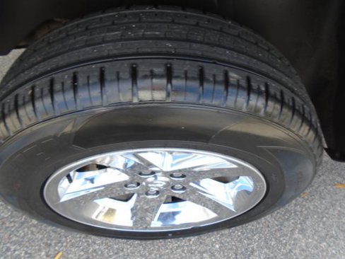 Used 2014 RAM 1500 Express image 16